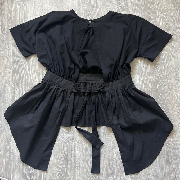 J. Brooks Boutique,Black Peplum Blouse w/Open Back& TAILS! Excellent Condition - Picture 15 of 15